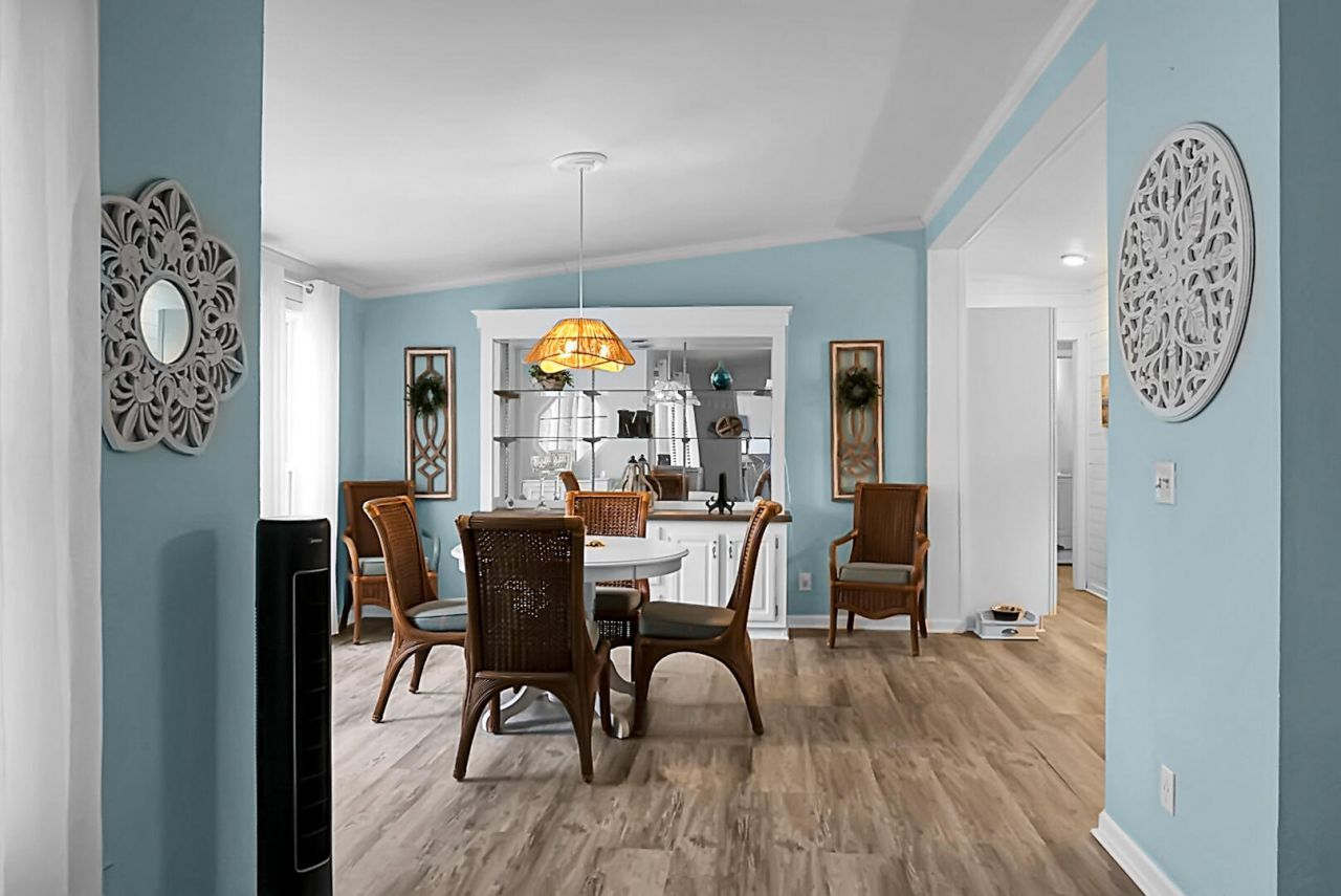 220 Albacore Road Photo 16