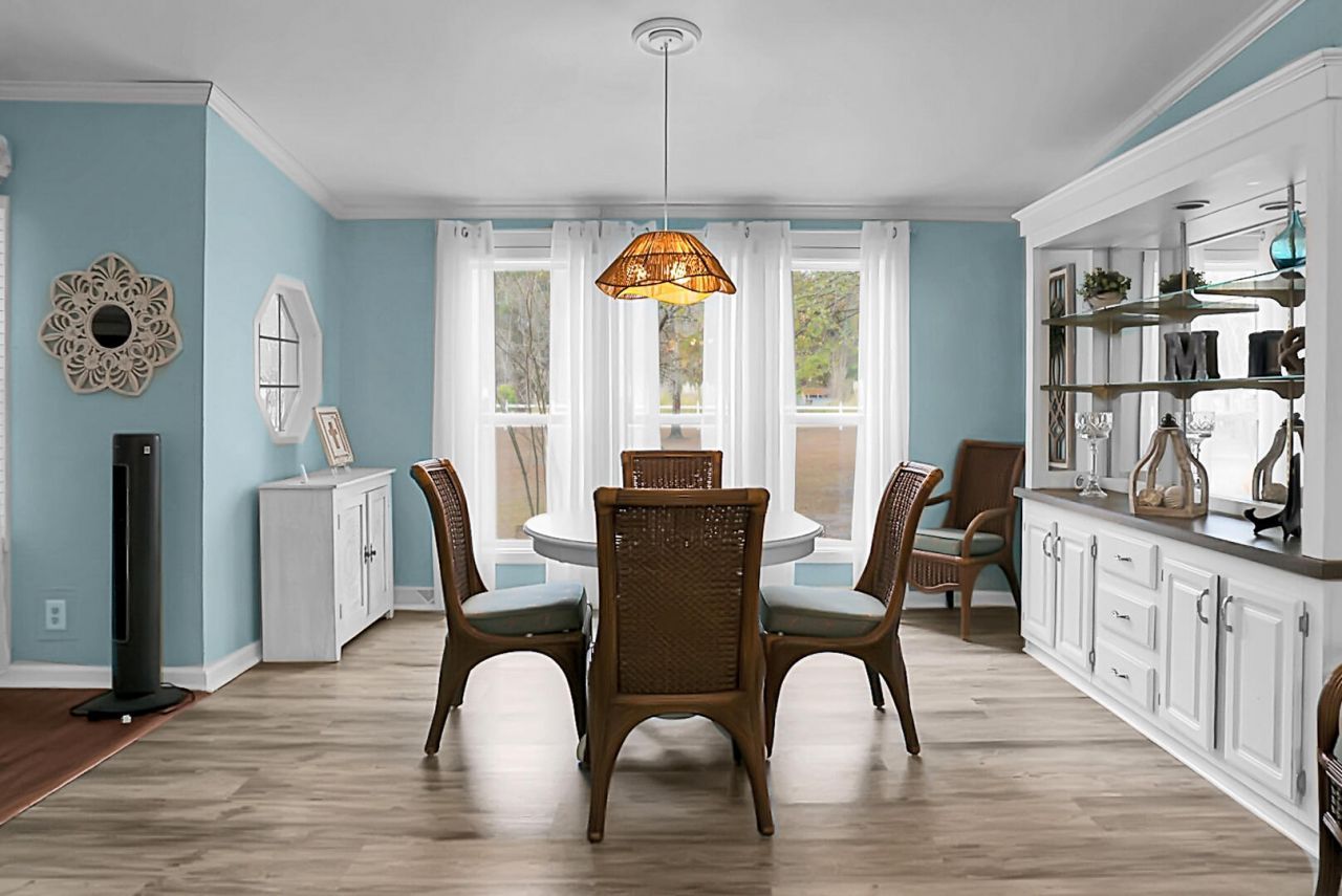 220 Albacore Road Photo 18