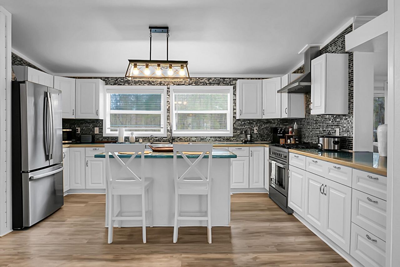 220 Albacore Road Photo 20