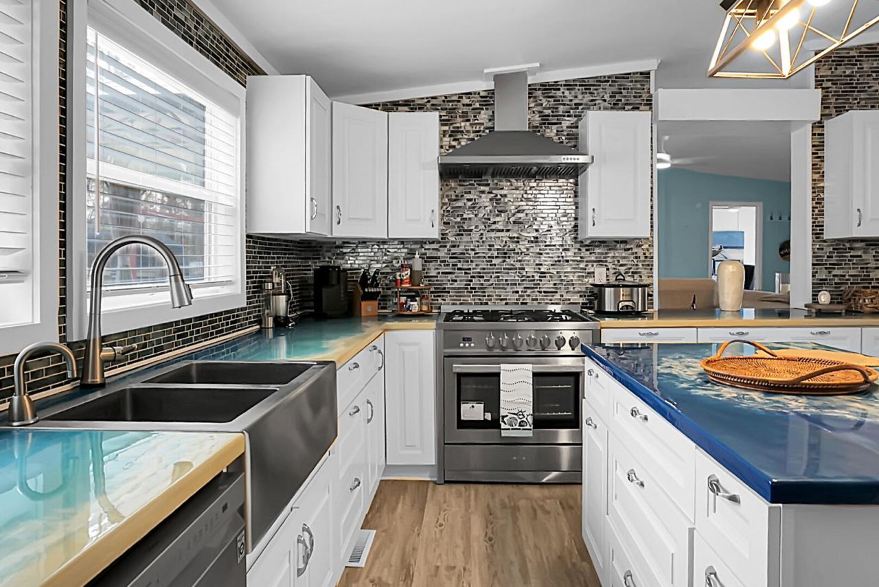 220 Albacore Road Photo 23