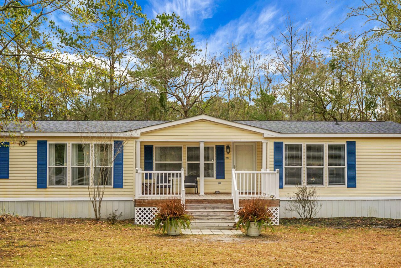 220 Albacore Road Photo 7