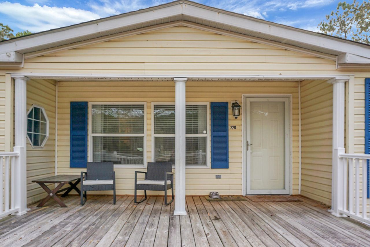 220 Albacore Road Photo 8