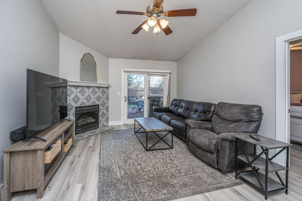 1365 Pinnacle Lane Photo 10