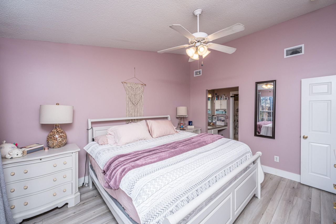 1365 Pinnacle Lane Photo 14