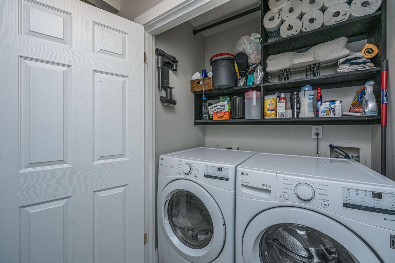 1365 Pinnacle Lane Photo 21