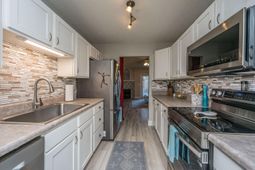 1365 Pinnacle Lane photo 4