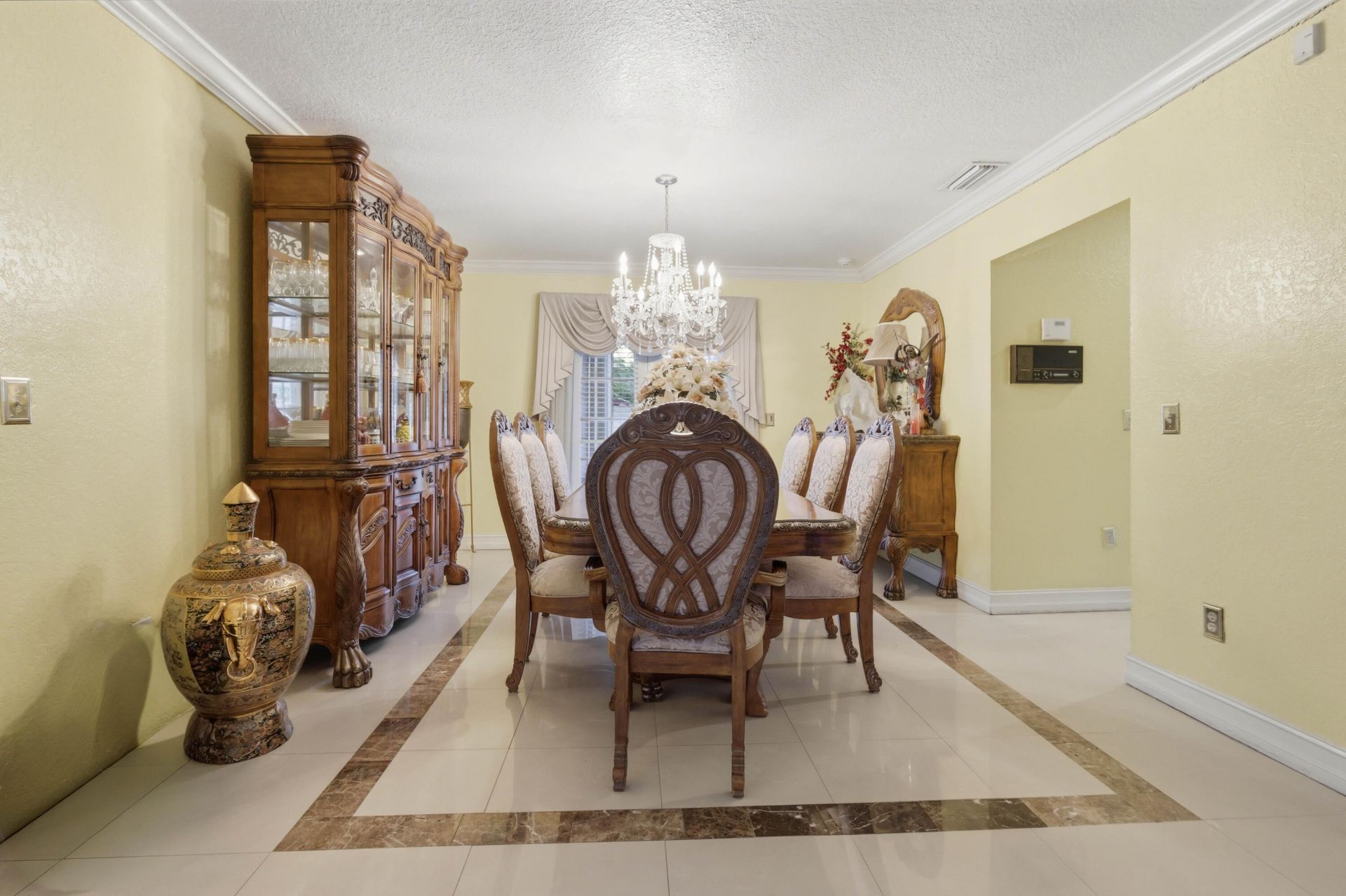 7445 N Augusta Drive, Hialeah, FL 33015 Photo