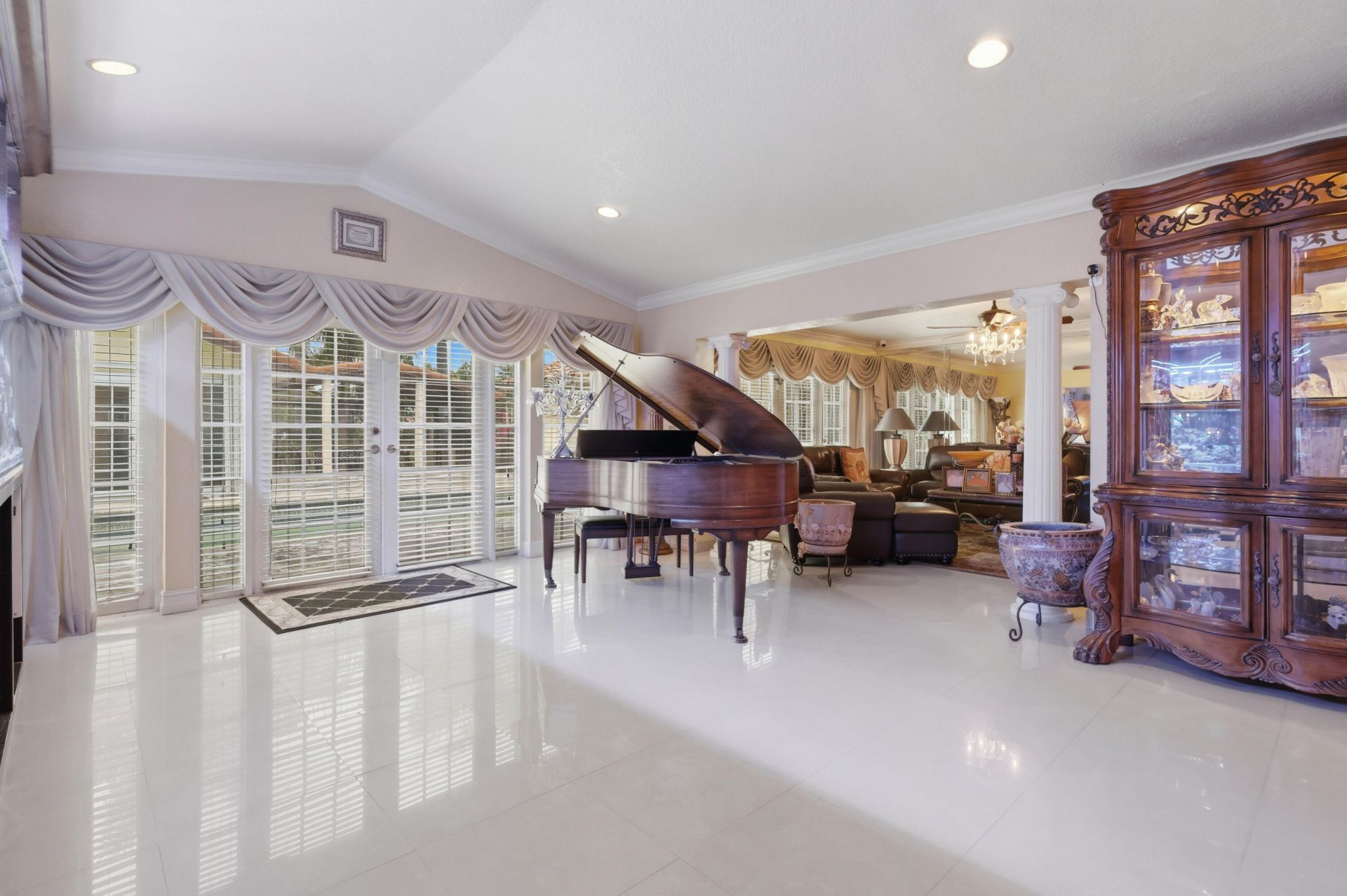 7445 N Augusta Drive, Hialeah, FL 33015 Photo