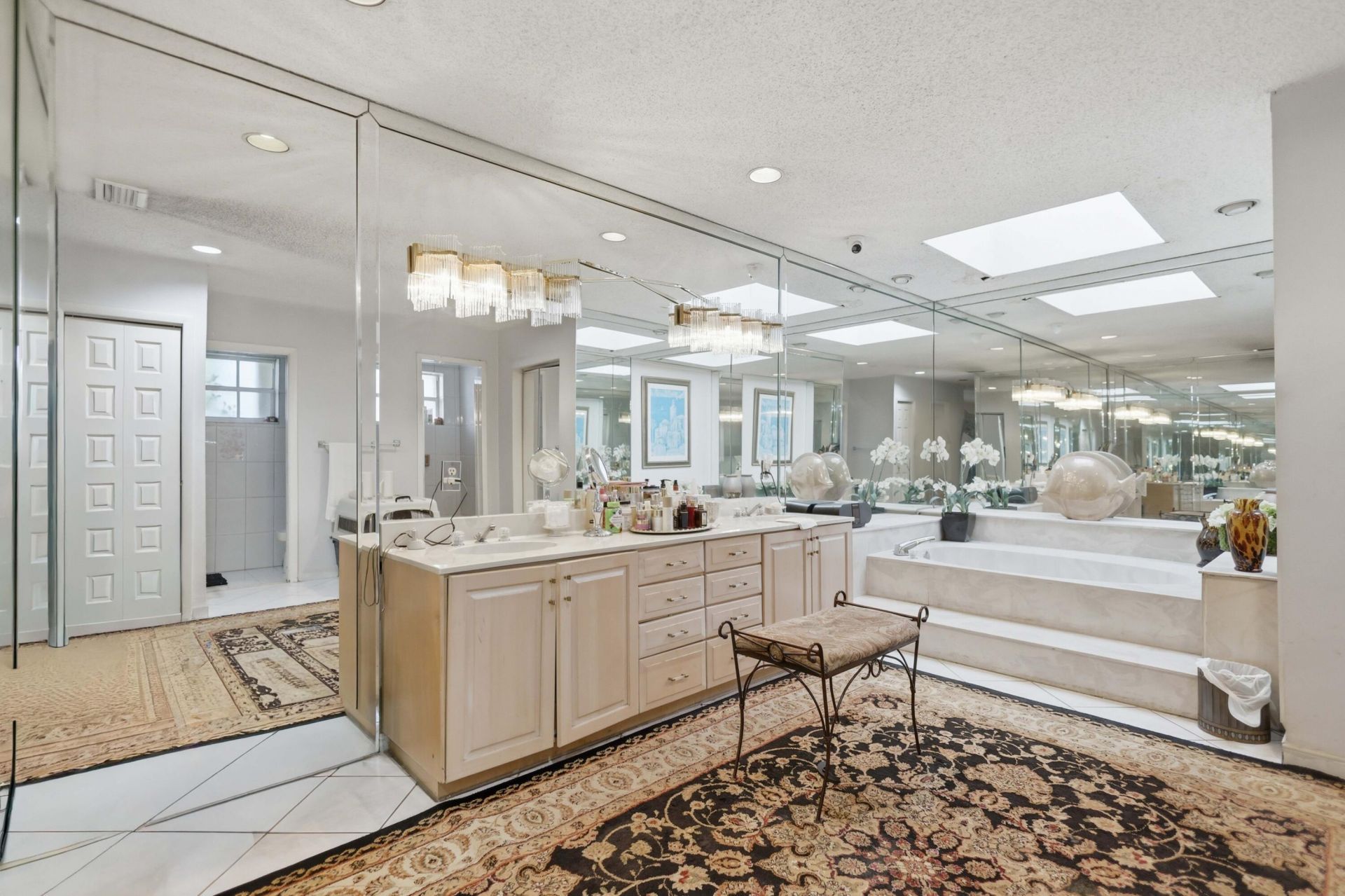 7445 N Augusta Drive, Hialeah, FL 33015 Photo