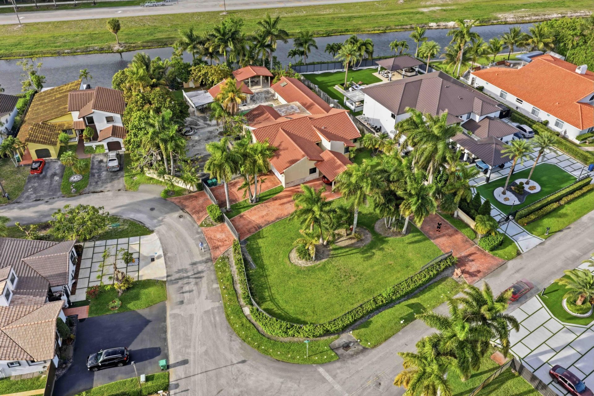 7445 N Augusta Drive, Hialeah, FL 33015 Photo