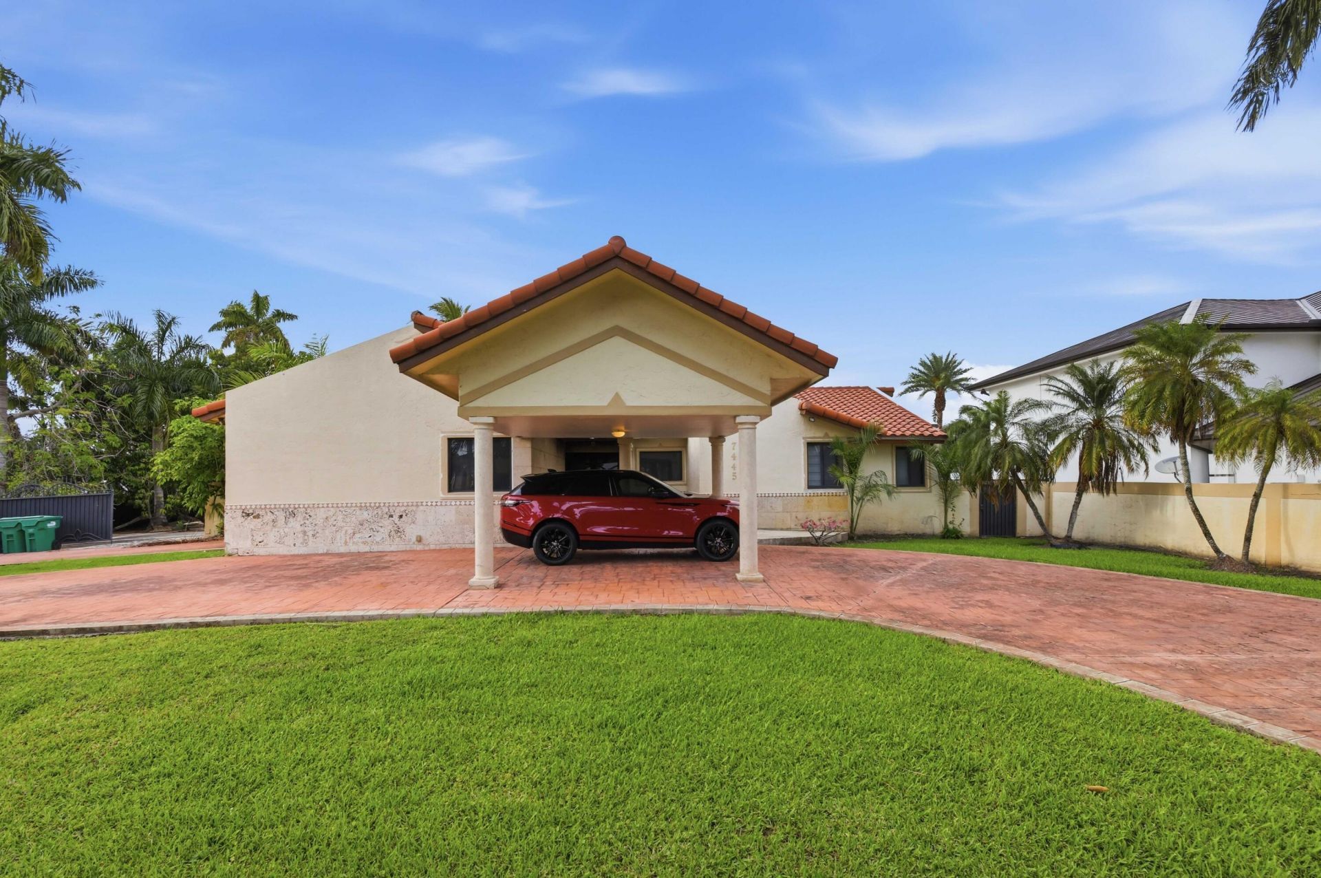 7445 N Augusta Drive, Hialeah, FL 33015 Photo