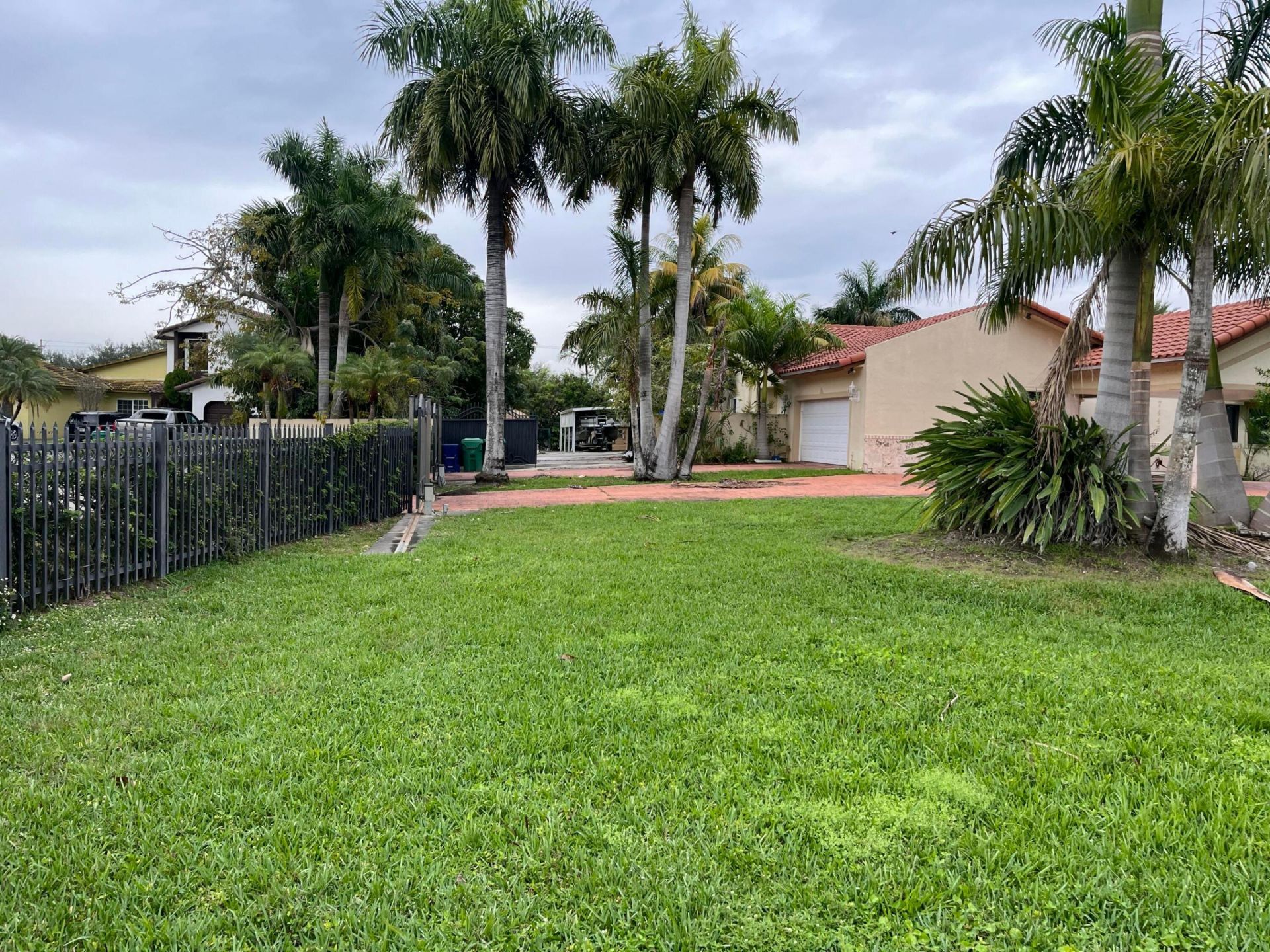 7445 N Augusta Drive, Hialeah, FL 33015 Photo