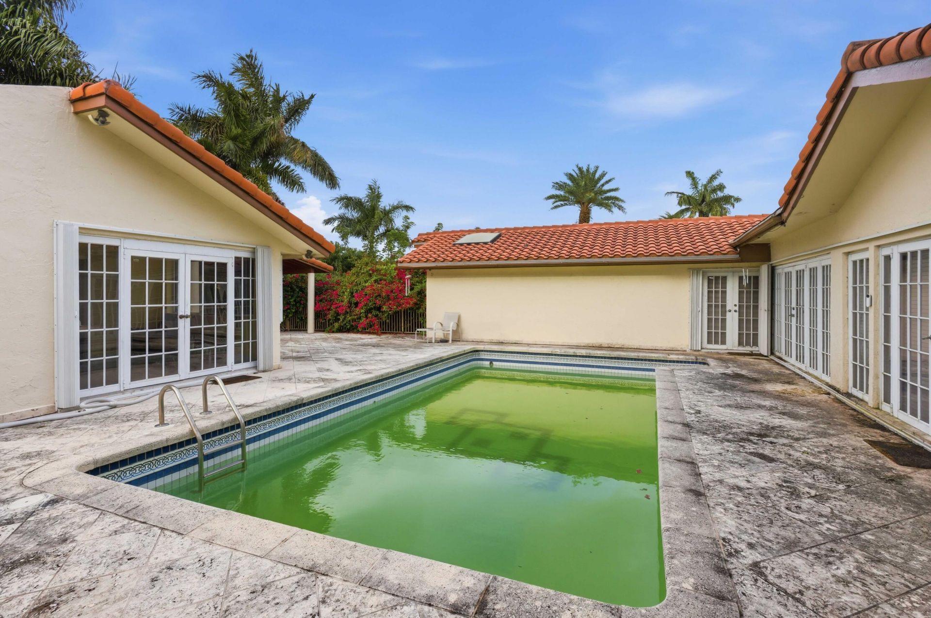 7445 N Augusta Drive, Hialeah, FL 33015 Photo