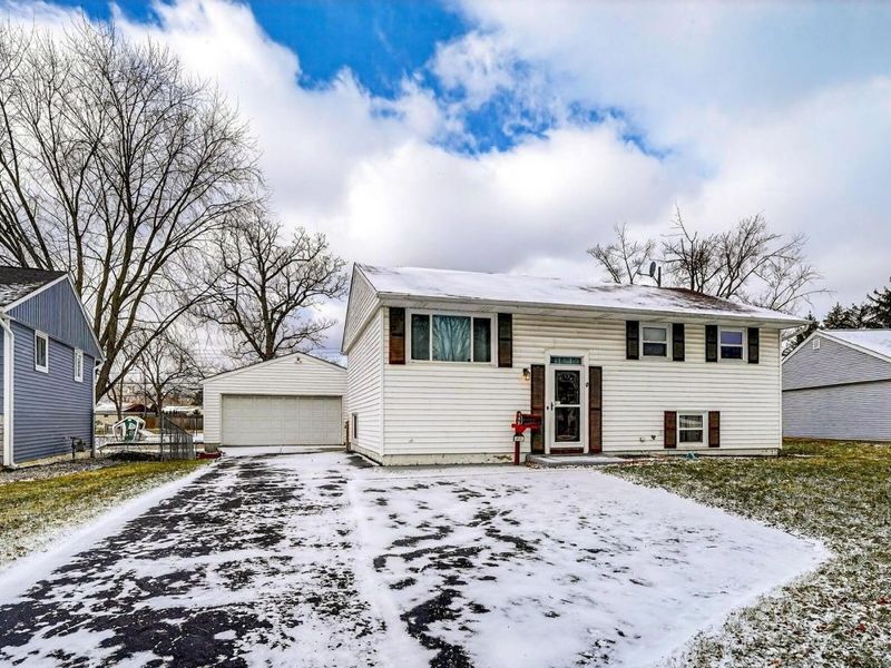 495 Daytona Road, Columbus, OH 43228 Photo 6