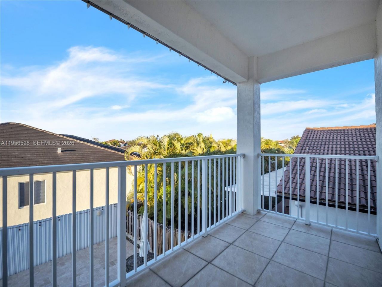 15541 SW 21st Ter, Miami, FL 33185 Photo