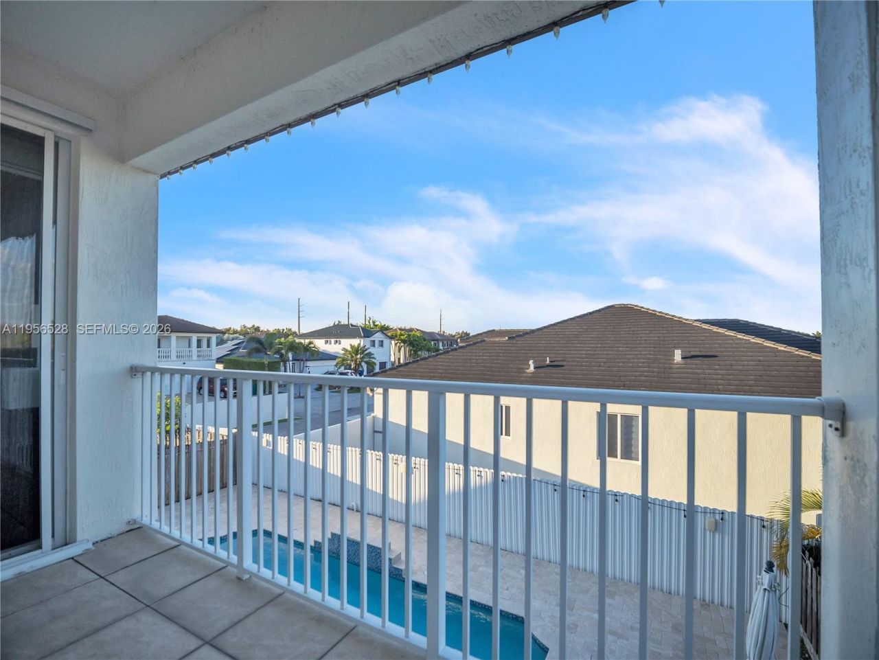 15541 SW 21st Ter, Miami, FL 33185 Photo