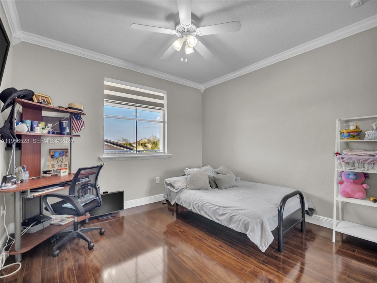 15541 SW 21st Ter, Miami, FL 33185 Photo