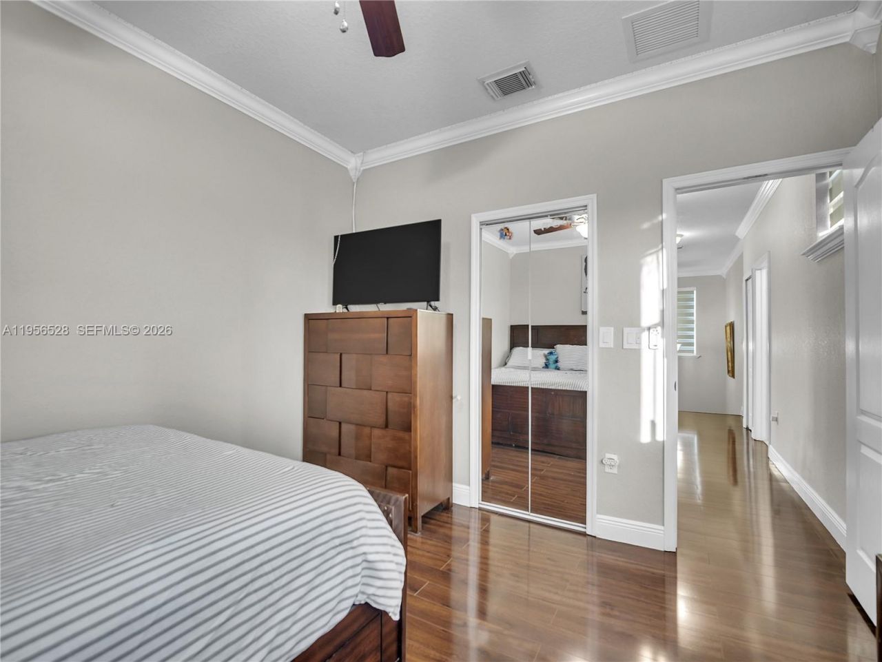 15541 SW 21st Ter, Miami, FL 33185 Photo