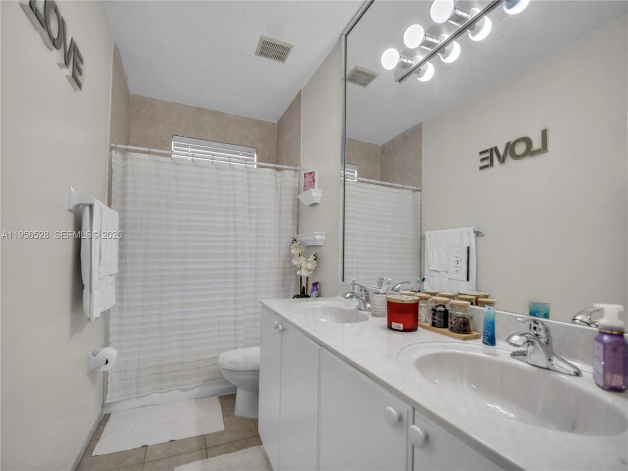 15541 SW 21st Ter, Miami, FL 33185 Photo