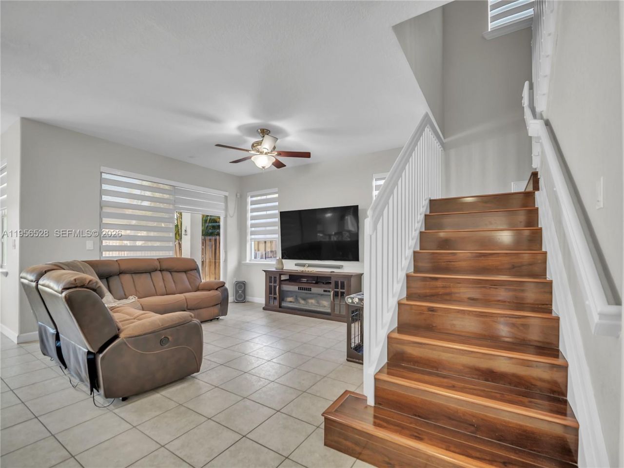 15541 SW 21st Ter, Miami, FL 33185 Photo