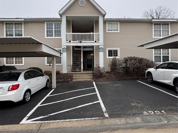 4205 Canal Drive, Hazelwood, MO 63034