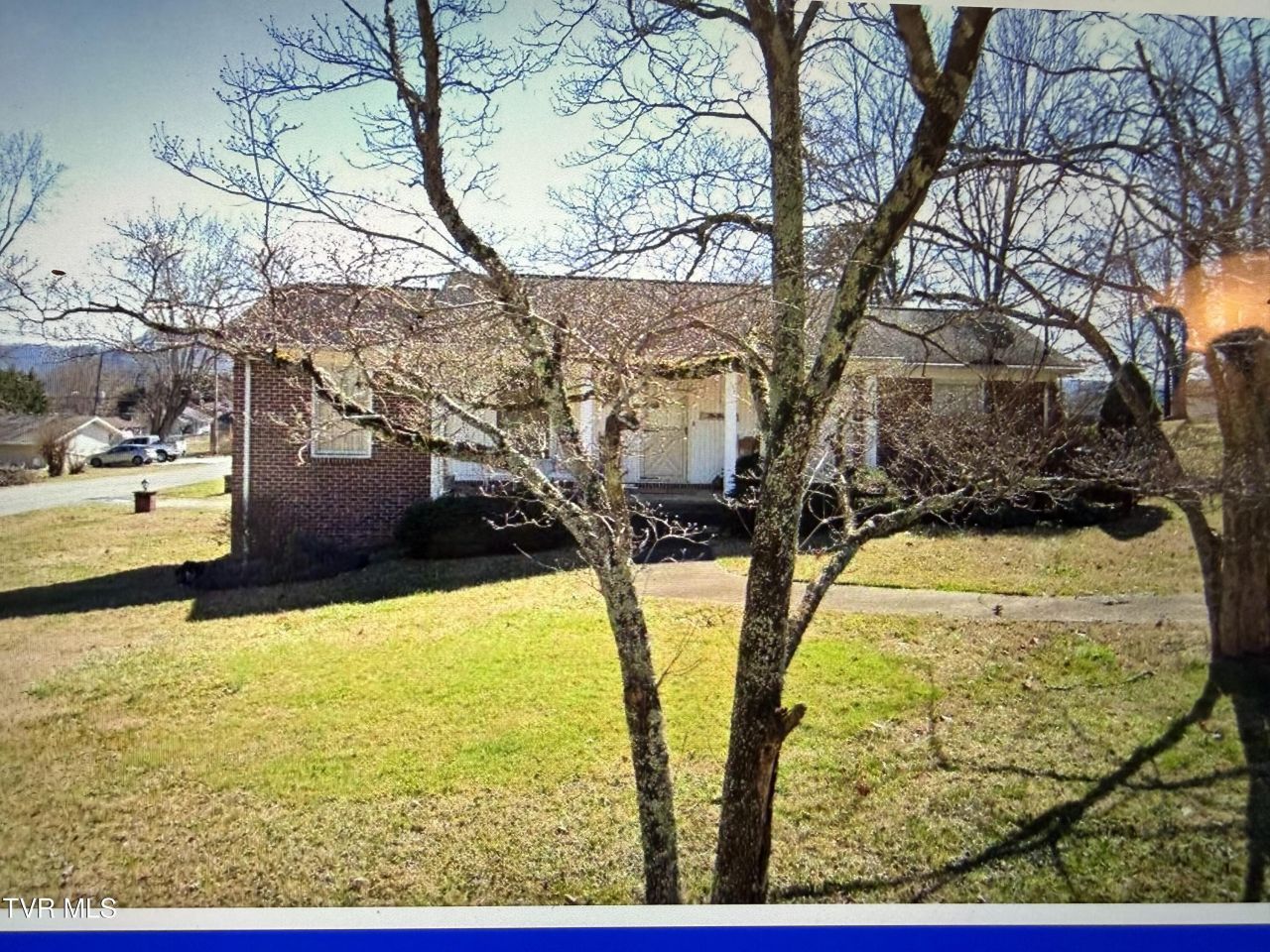 220 Fern Street, Church Hill, TN 37642 Main Photo