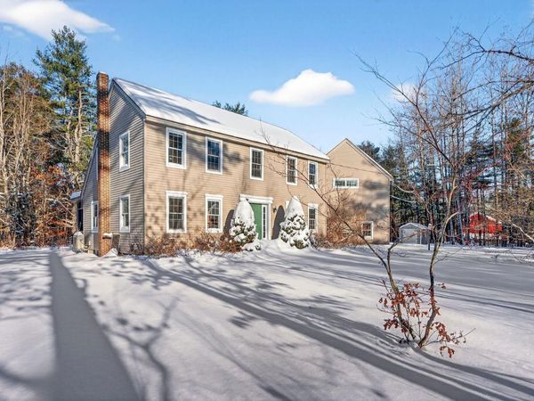 9 Hammond Road, Kennebunk, ME 04043