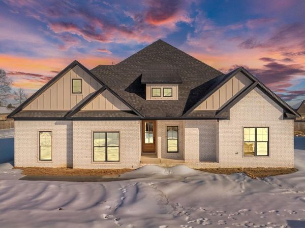 2306 Holly Hill Drive, Conway, AR 72034