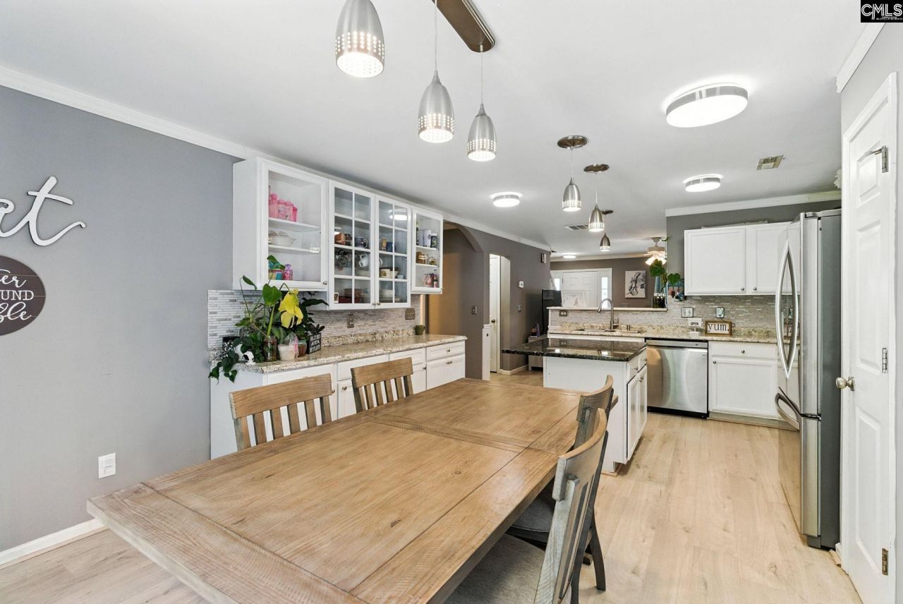 126 Red Pine Dr Photo 7