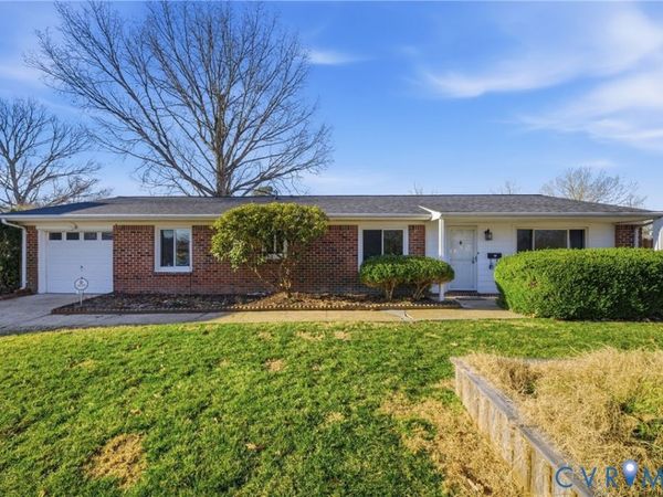 517 Windsor Gate Circle, Virginia Beach, VA 23452