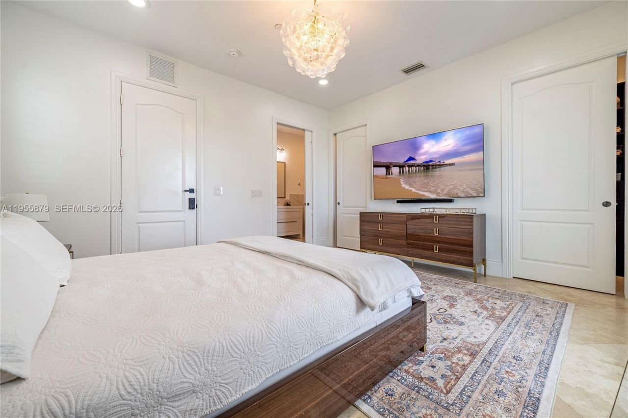 430 Sunset Dr, Pompano Beach, FL 33062 Photo