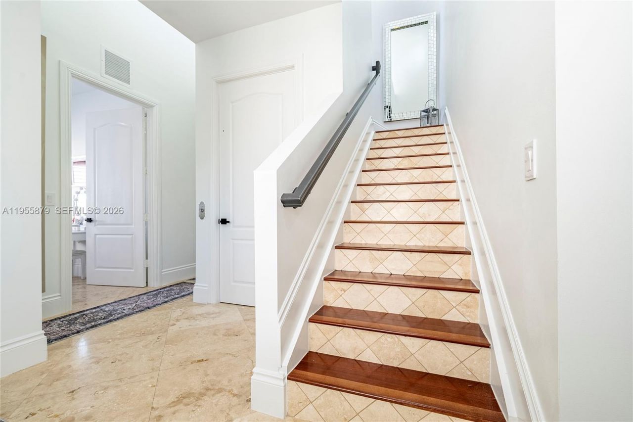 430 Sunset Dr, Pompano Beach, FL 33062 Photo