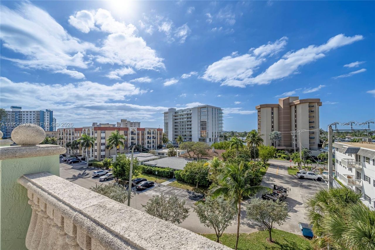 430 Sunset Dr, Pompano Beach, FL 33062 Photo