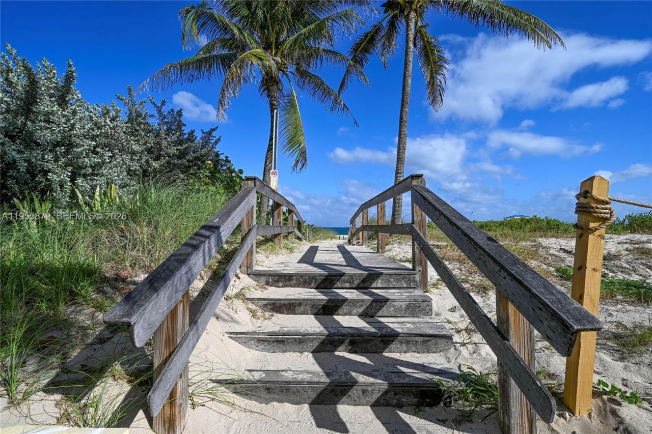 430 Sunset Dr, Pompano Beach, FL 33062 Photo