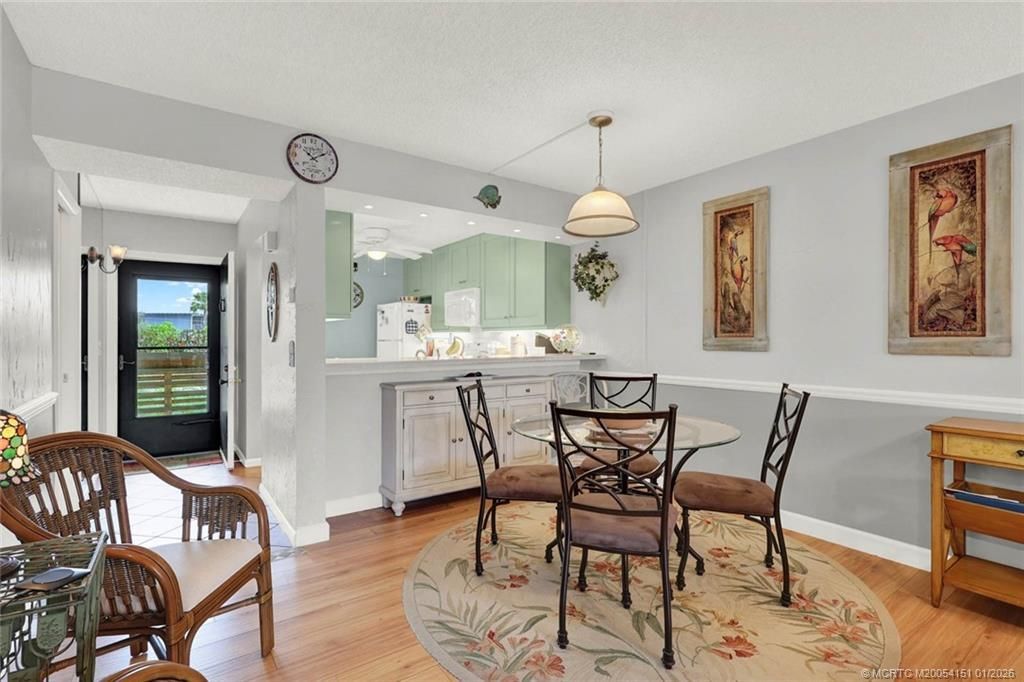 1950 SW Palm City Road, Unit 7-207, Stuart, FL 34994 Photo