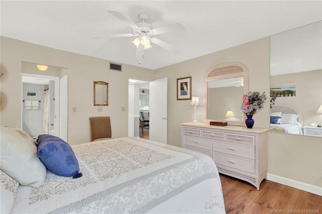 1950 SW Palm City Road, Unit 7-207, Stuart, FL 34994 Photo