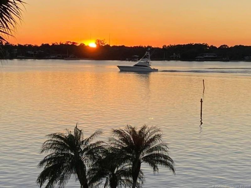 1950 SW Palm City Road, Unit 7-207, Stuart, FL 34994 Photo