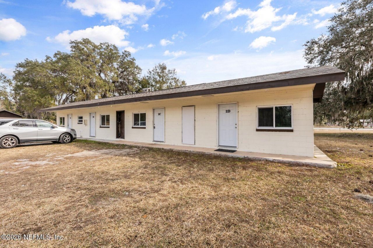 8010 SE Us Hwy 301, Hawthorne, FL 32640 Photo