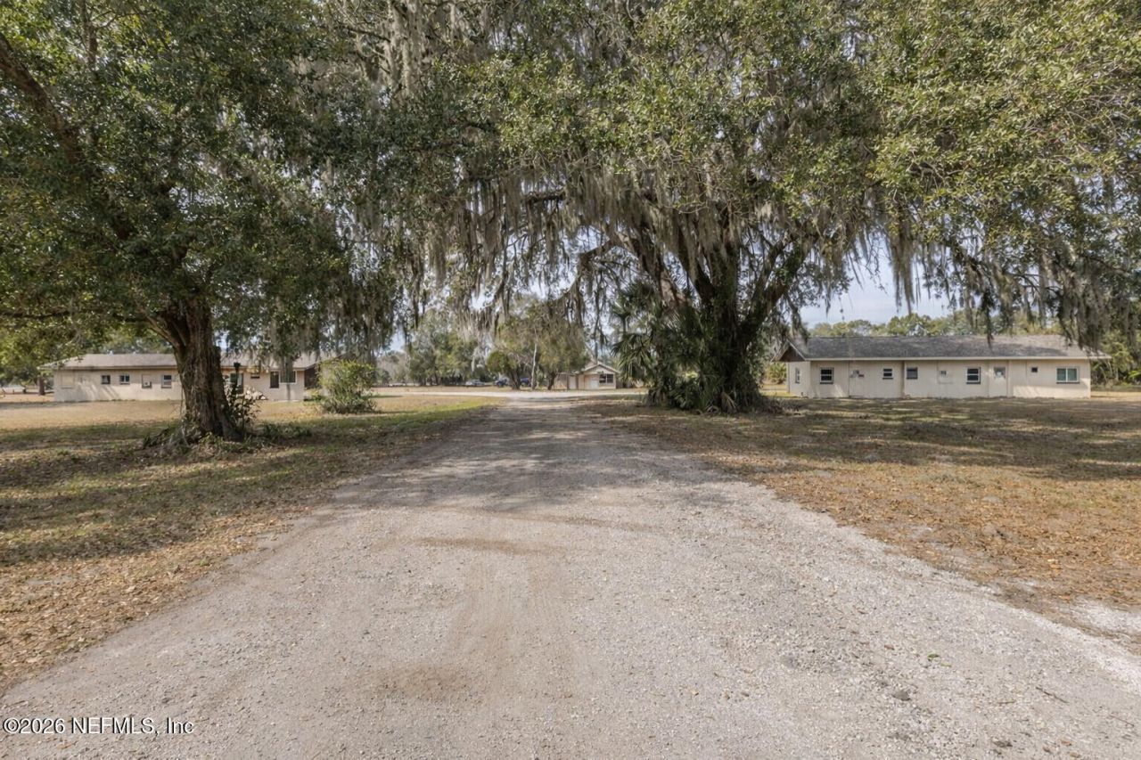 8010 SE Us Hwy 301, Hawthorne, FL 32640 Photo