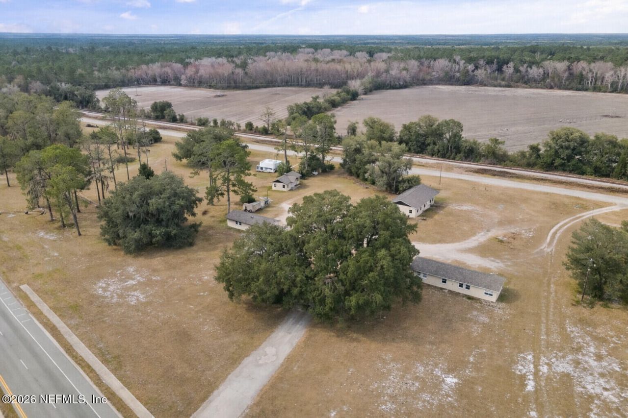 8010 SE Us Hwy 301, Hawthorne, FL 32640 Photo