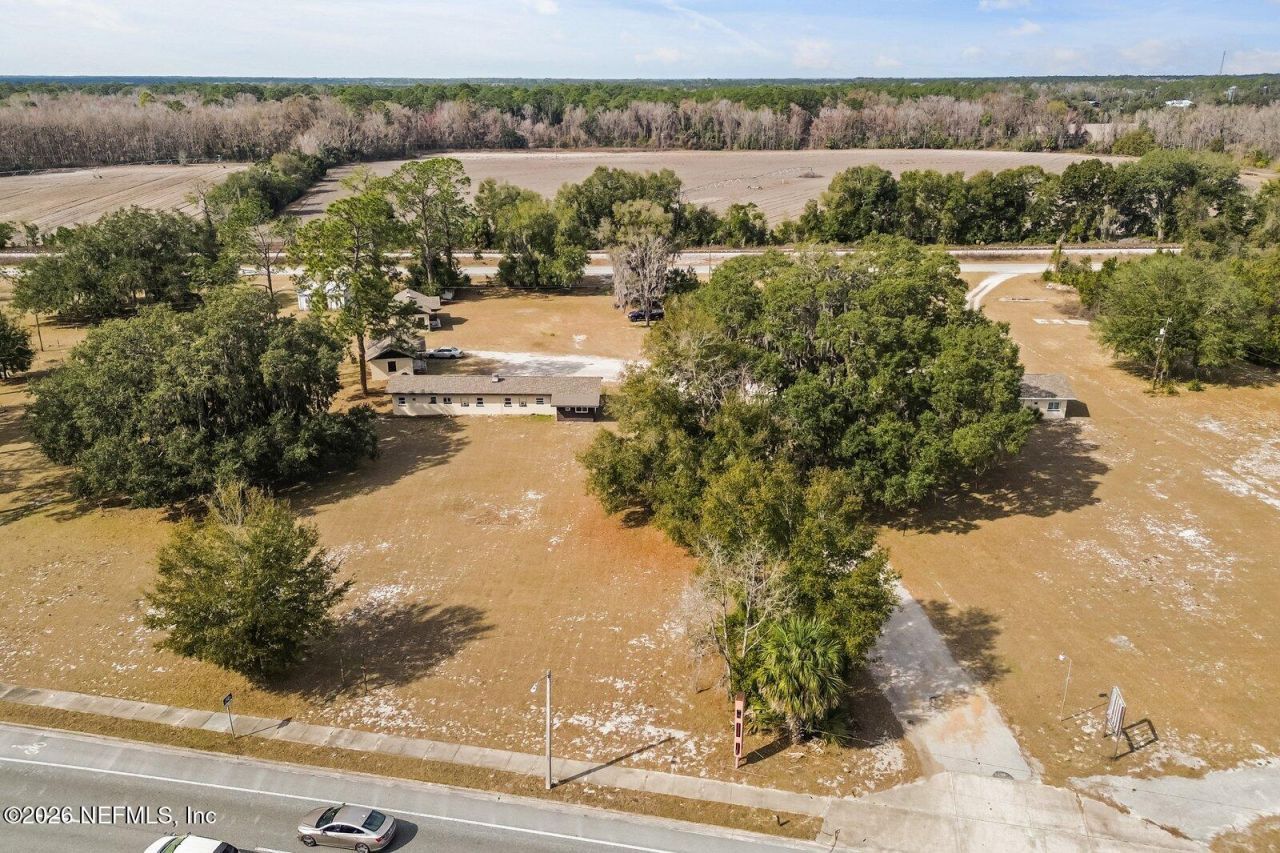 8010 SE Us Hwy 301, Hawthorne, FL 32640 Photo