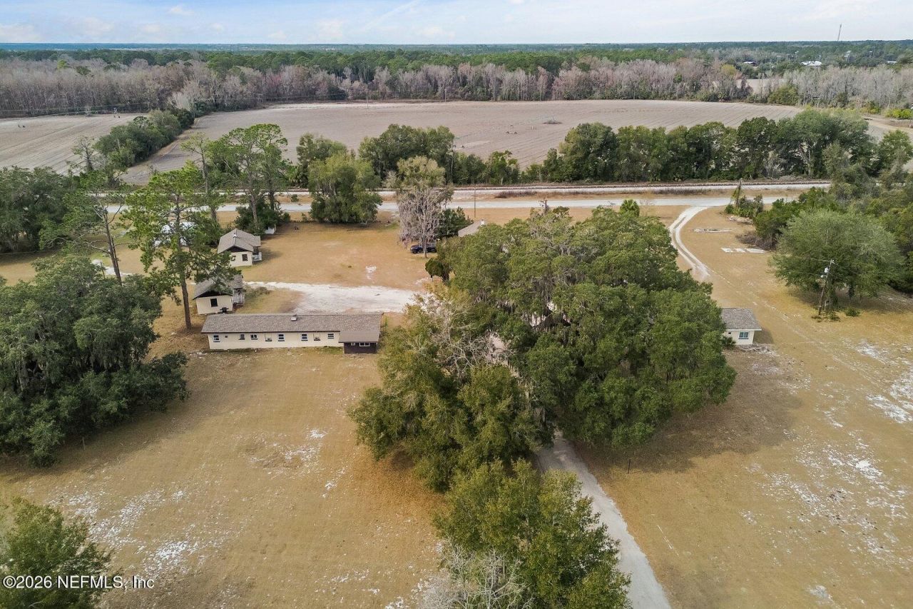 8010 SE Us Hwy 301, Hawthorne, FL 32640 Photo