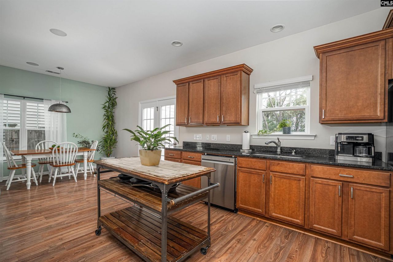 825 Scarlet Leaf Lane Photo 13