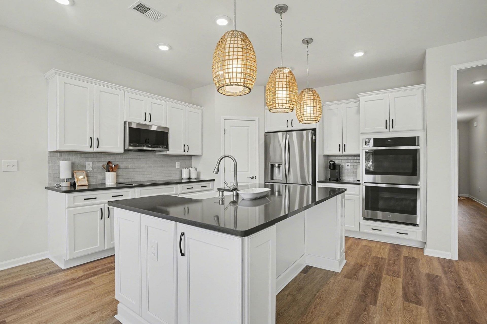 1204 Witch Hazel Way Photo 10