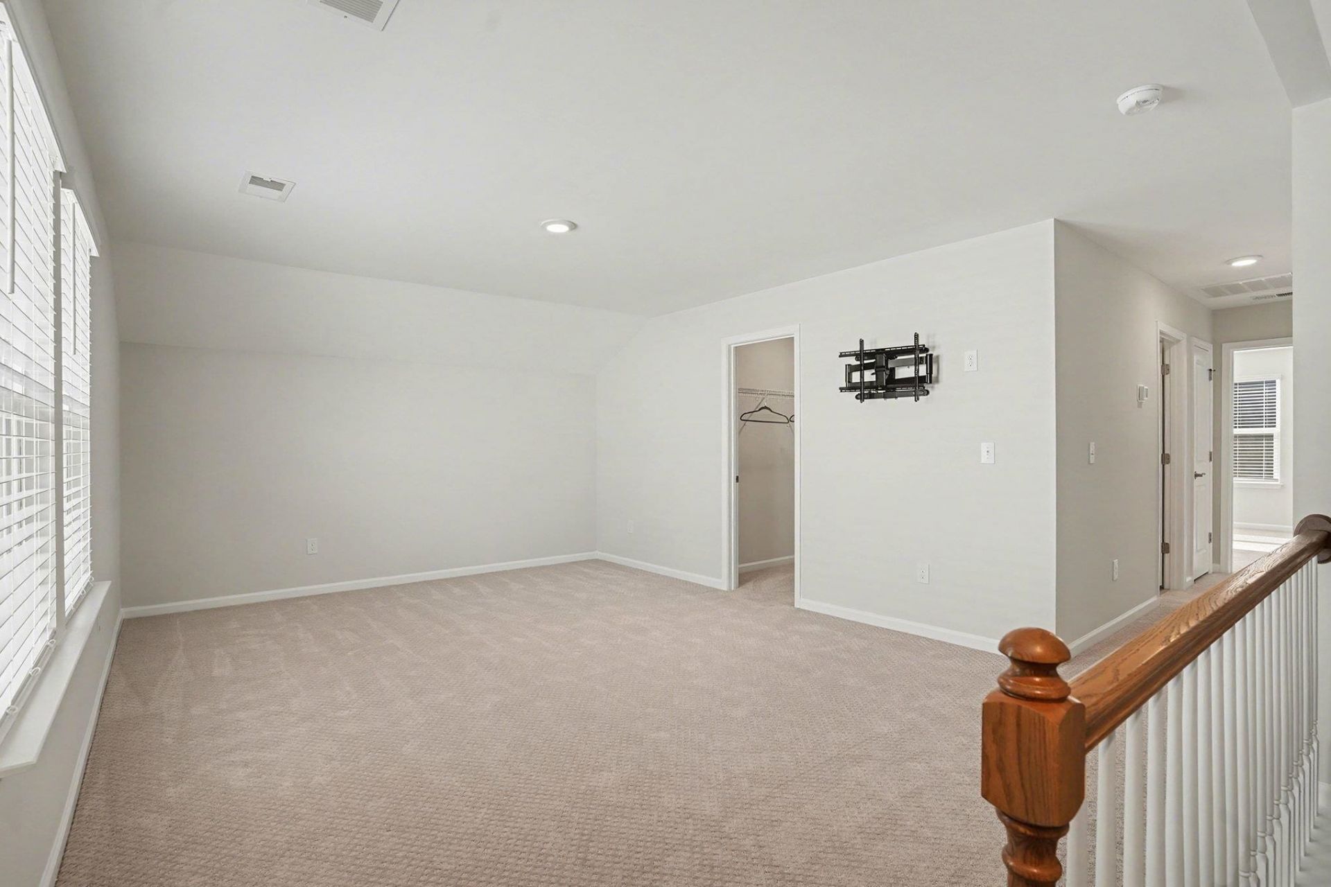 1204 Witch Hazel Way Photo 19