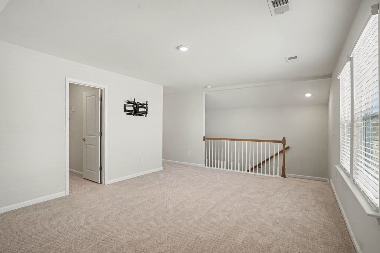 1204 Witch Hazel Way Photo 25