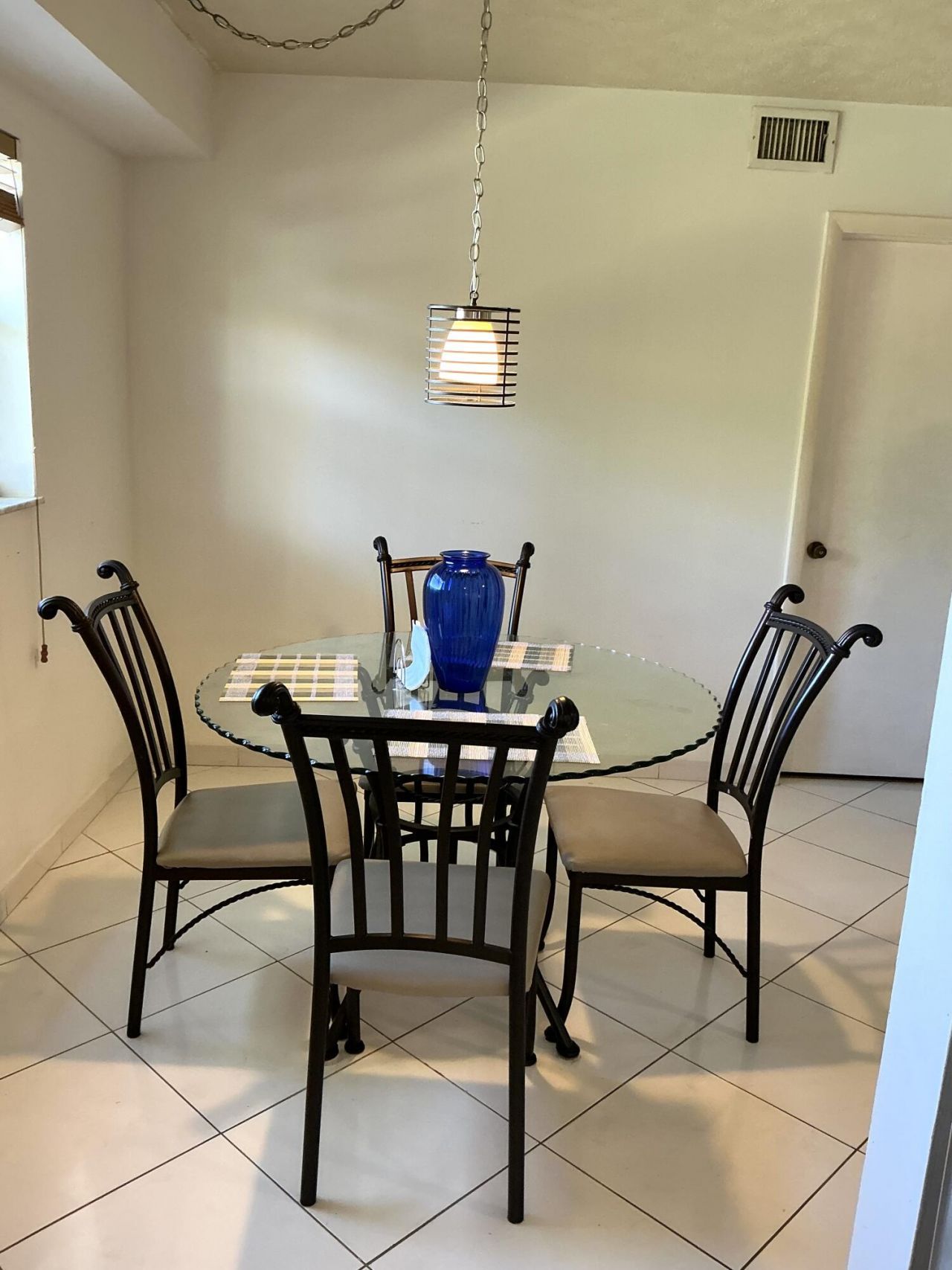 8000 Lagos De Campo Boulevard, Unit A-204, Tamarac, FL 33321 Photo