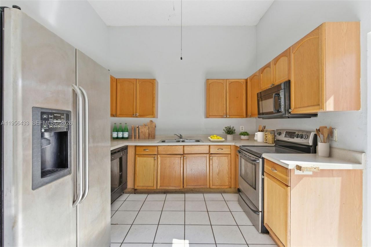 15804 SW 112th Ter, Miami, FL 33196 Photo