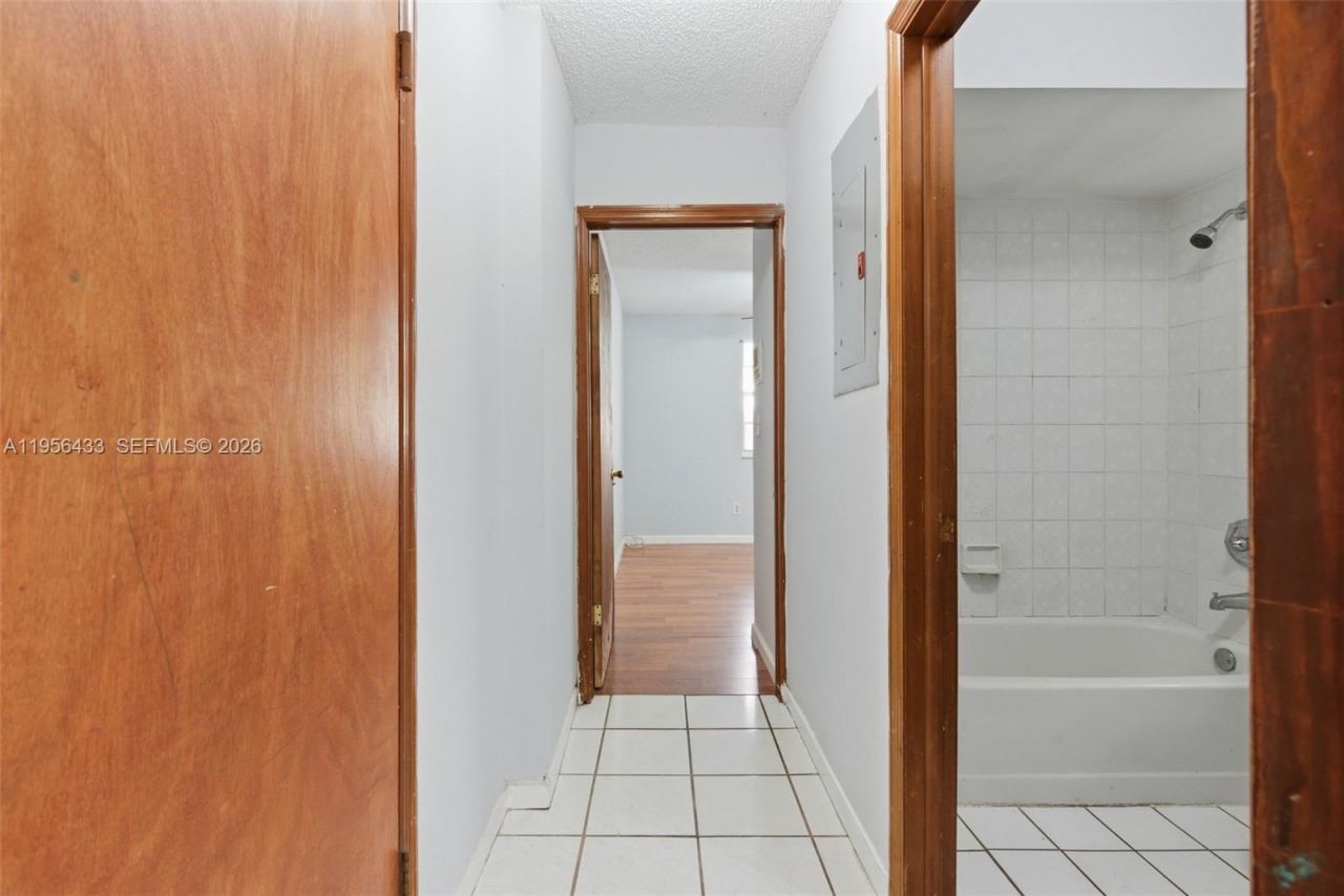 15804 SW 112th Ter, Miami, FL 33196 Photo