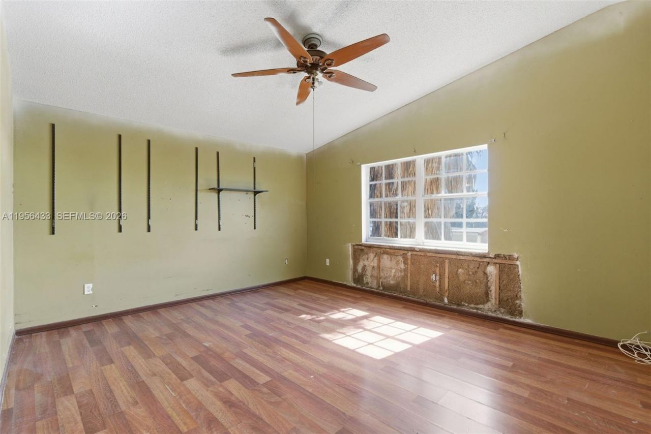 15804 SW 112th Ter, Miami, FL 33196 Photo